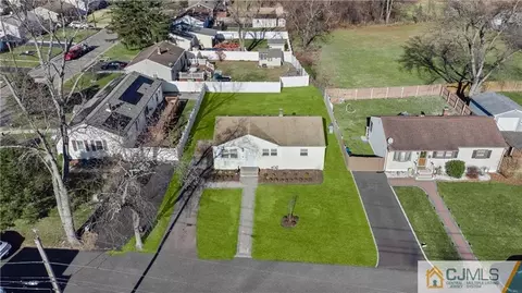 116 Cap Ln, Middlesex, NJ 08846 photo 3
