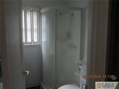 219 D St, Middlesex, NJ 08846 photo 7