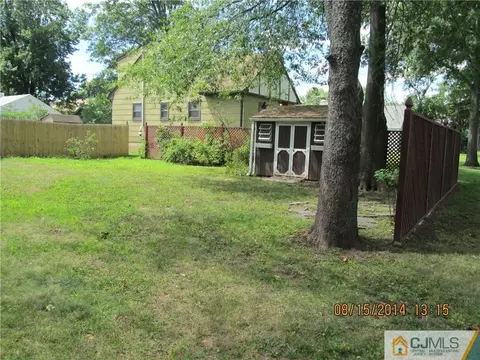 219 D St, Middlesex, NJ 08846 photo 16