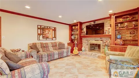 12 Leaf Ln, Matawan, NJ 07747 photo 21