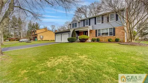 12 Leaf Ln, Matawan, NJ 07747 photo 3