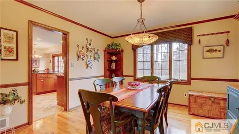 12 Leaf Ln, Matawan, NJ 07747 photo 11