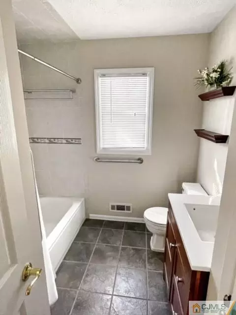36 Lamar Ave, Edison, NJ 08820 photo 7