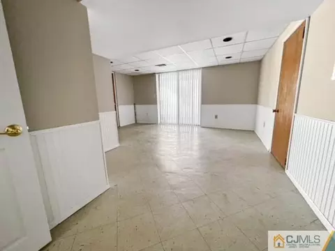36 Lamar Ave, Edison, NJ 08820 photo 8