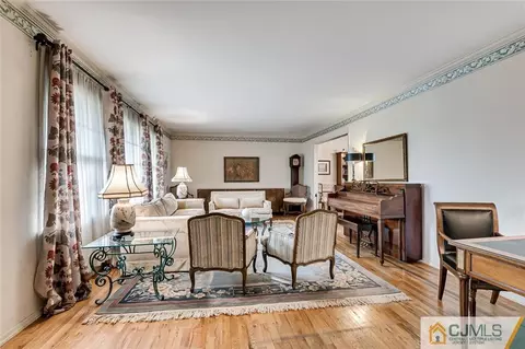 64 Monroe Ave, Edison, NJ 08820 photo 5