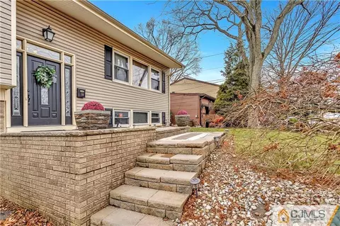 10 Harmon Rd, Edison, NJ 08837 photo 34
