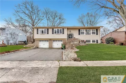 10 Harmon Rd, Edison, NJ 08837 photo 32