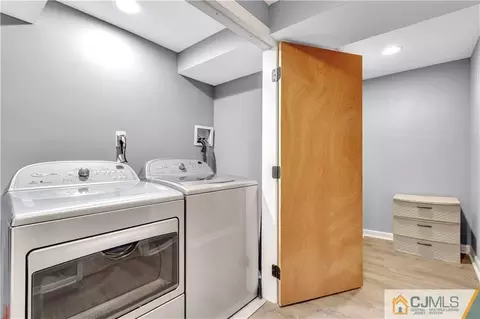 10 Harmon Rd, Edison, NJ 08837 photo 27