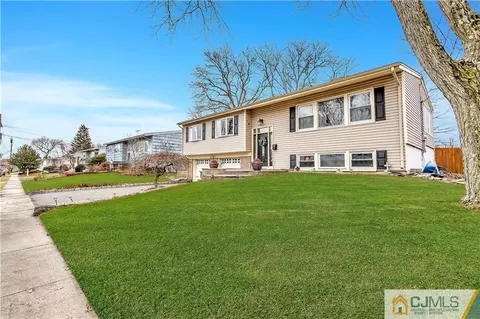 10 Harmon Rd, Edison, NJ 08837 photo 33