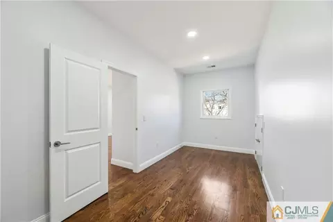 5 Warwick Rd, Parlin, NJ 08859 photo 30