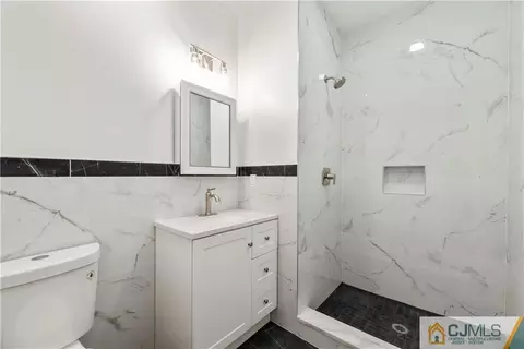 5 Warwick Rd, Parlin, NJ 08859 photo 22