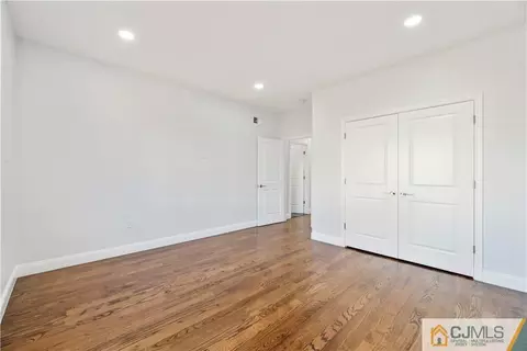 5 Warwick Rd, Parlin, NJ 08859 photo 21