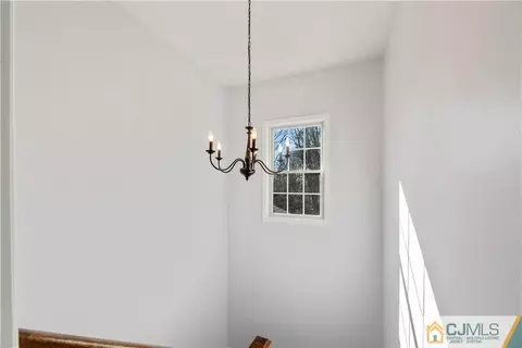 5 Warwick Rd, Parlin, NJ 08859 photo 25