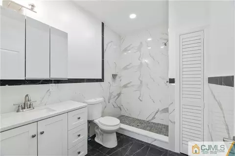 5 Warwick Rd, Parlin, NJ 08859 photo 28