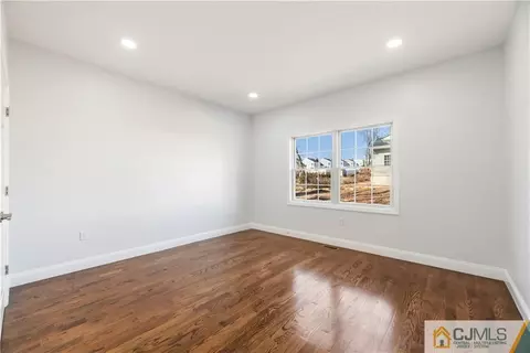 5 Warwick Rd, Parlin, NJ 08859 photo 20
