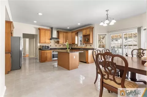 49 Spring St, Edison, NJ 08820 photo 13