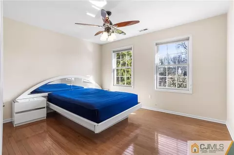 49 Spring St, Edison, NJ 08820 photo 37