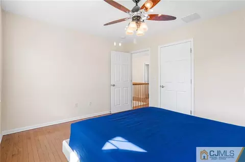 49 Spring St, Edison, NJ 08820 photo 38