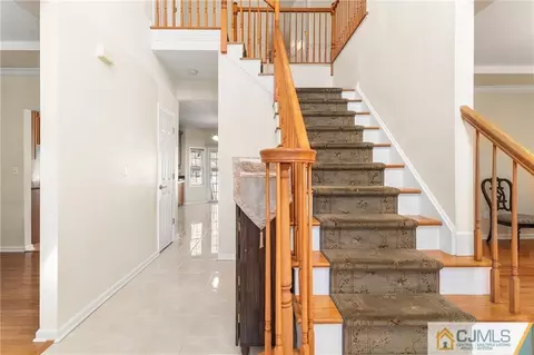 49 Spring St, Edison, NJ 08820 photo 3