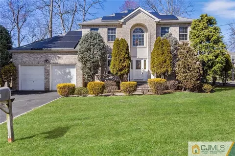 49 Spring St, Edison, NJ 08820 photo 1
