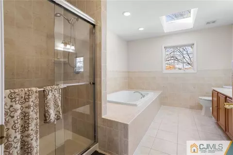 49 Spring St, Edison, NJ 08820 photo 29