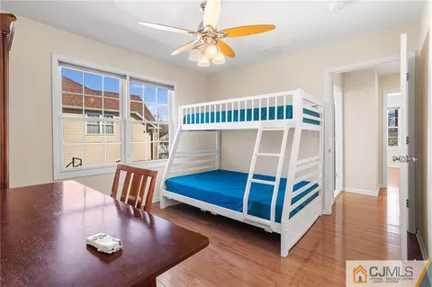 49 Spring St, Edison, NJ 08820 photo 35