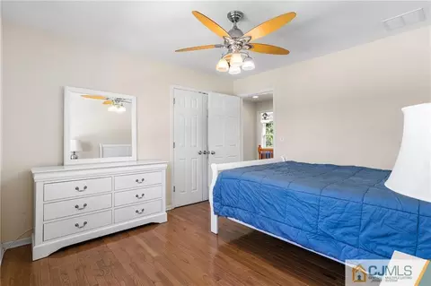 49 Spring St, Edison, NJ 08820 photo 33