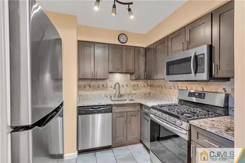 115 Wallace St #115, Edison, NJ 08817 photo 13