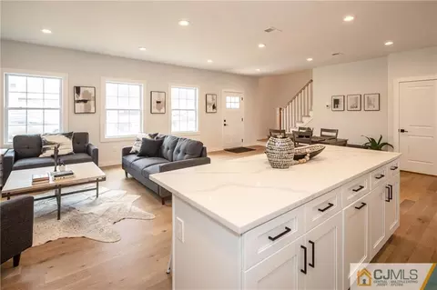 67 Ovington Ave, Edison, NJ 08817 photo 7