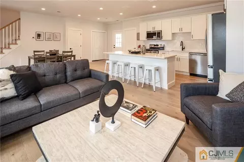 67 Ovington Ave, Edison, NJ 08817 photo 10
