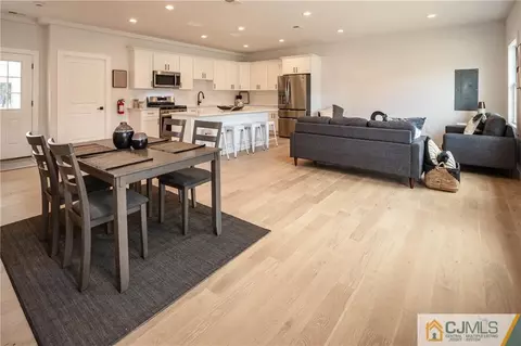 67 Ovington Ave, Edison, NJ 08817 photo 12