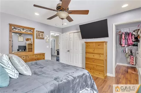 21 E Pleasant Ave, Sewaren, NJ 07077 photo 15