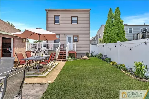 21 E Pleasant Ave, Sewaren, NJ 07077 photo 23