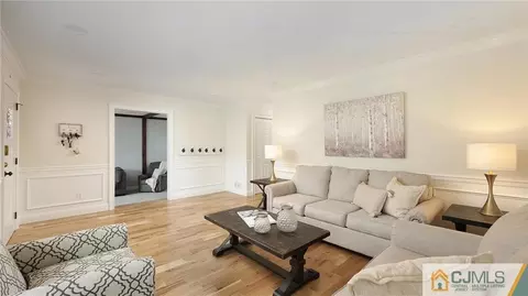 4 Milton Pl, Middlesex, NJ 08846 photo 11
