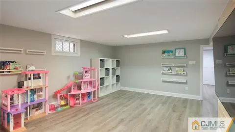 4 Milton Pl, Middlesex, NJ 08846 photo 25
