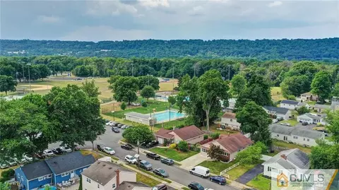 4 Milton Pl, Middlesex, NJ 08846 photo 35