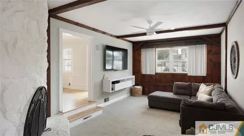 4 Milton Pl, Middlesex, NJ 08846 photo 17