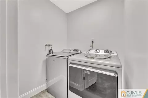18 Dellview Dr, Edison, NJ 08820 photo 26