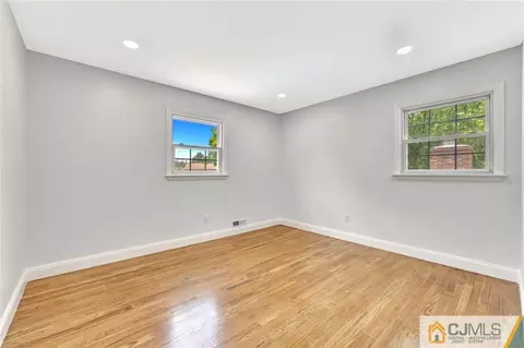 18 Dellview Dr, Edison, NJ 08820 photo 16