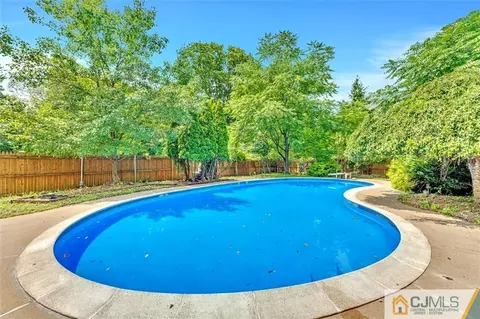 18 Dellview Dr, Edison, NJ 08820 photo 36
