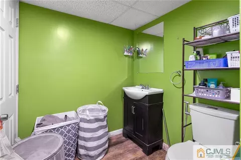 32 Jonathan Dr, Edison, NJ 08820 photo 31
