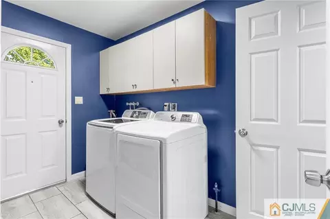 32 Jonathan Dr, Edison, NJ 08820 photo 15