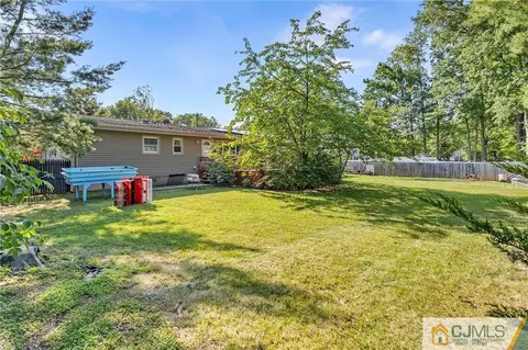 32 Jonathan Dr, Edison, NJ 08820 photo 36