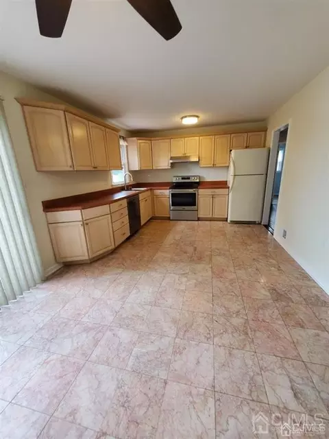 159 Ely Ave, Laurence Harbor, NJ 08879 photo 8