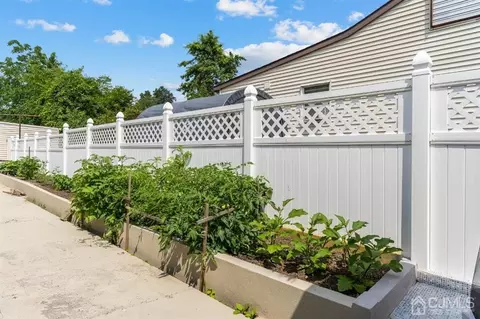 118 Cap Ln, Middlesex, NJ 08846 photo 22