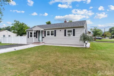 118 Cap Ln, Middlesex, NJ 08846 photo 3