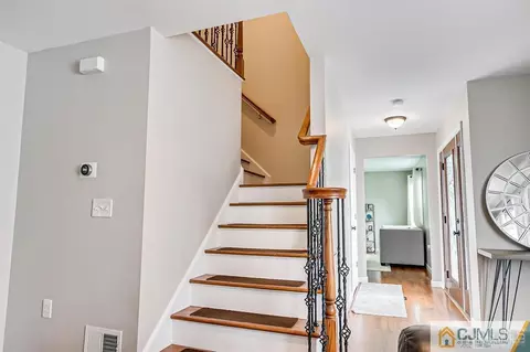 144 Sewaren Ave, Sewaren, NJ 07077 photo 15