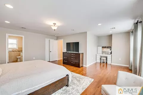 144 Sewaren Ave, Sewaren, NJ 07077 photo 18