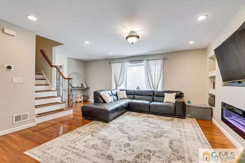 144 Sewaren Ave, Sewaren, NJ 07077 photo 4