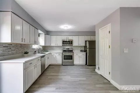 111 Pendleton Pl, Old Bridge, NJ 08857 photo 8